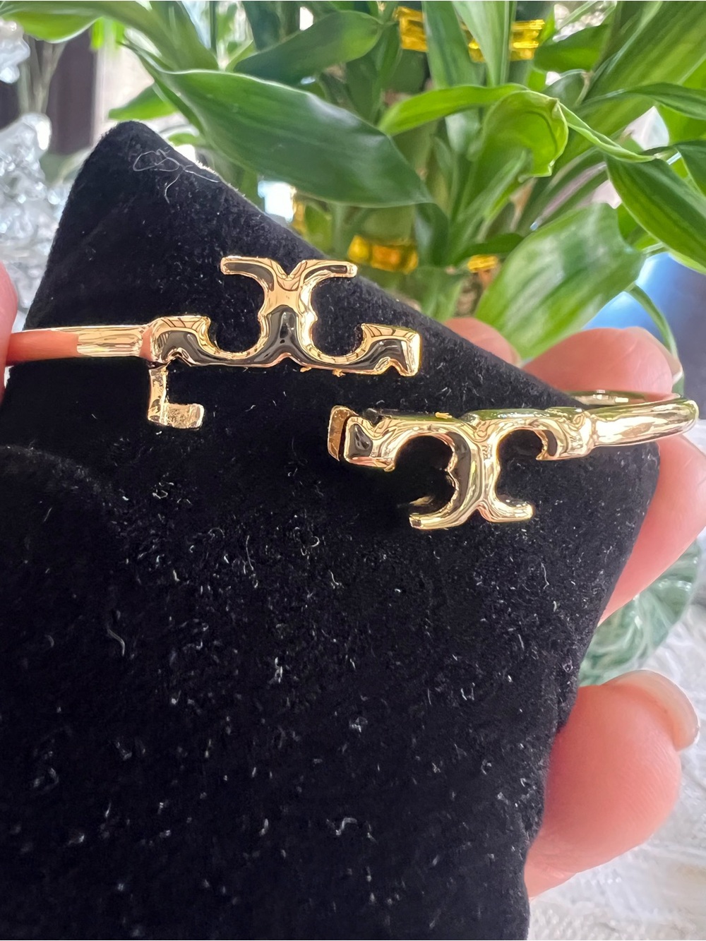 Tory Burch Gold Logo Hinge Bangle - Picture 3 of 3